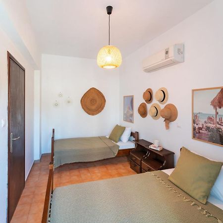 Tselios Apartments & Studios Kiotari Rom bilde
