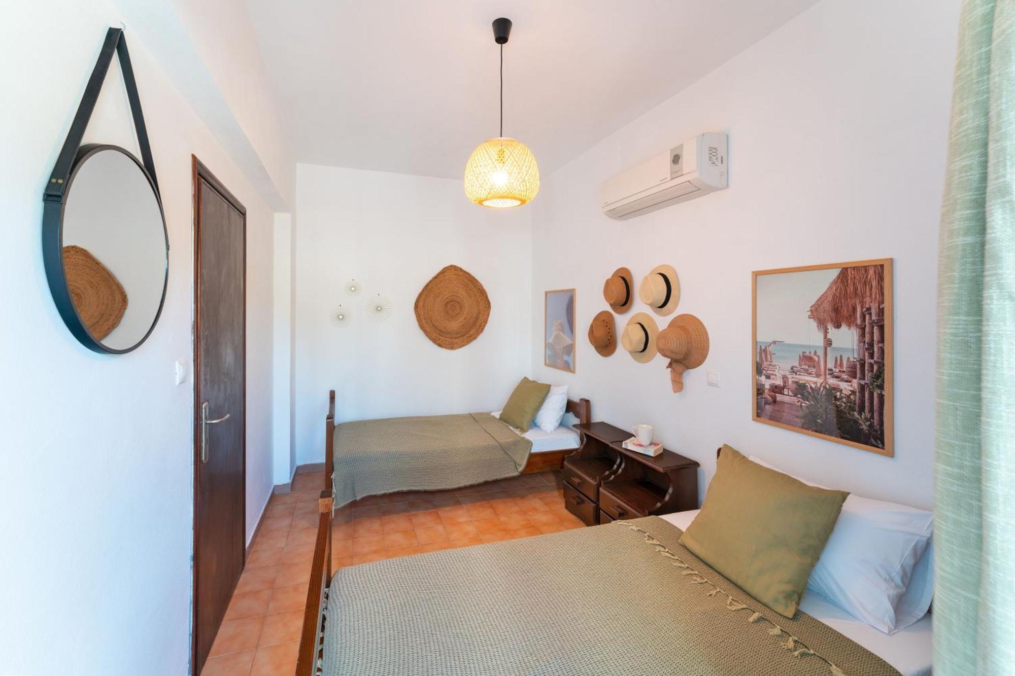 Tselios Apartments & Studios Kiotari Rom bilde