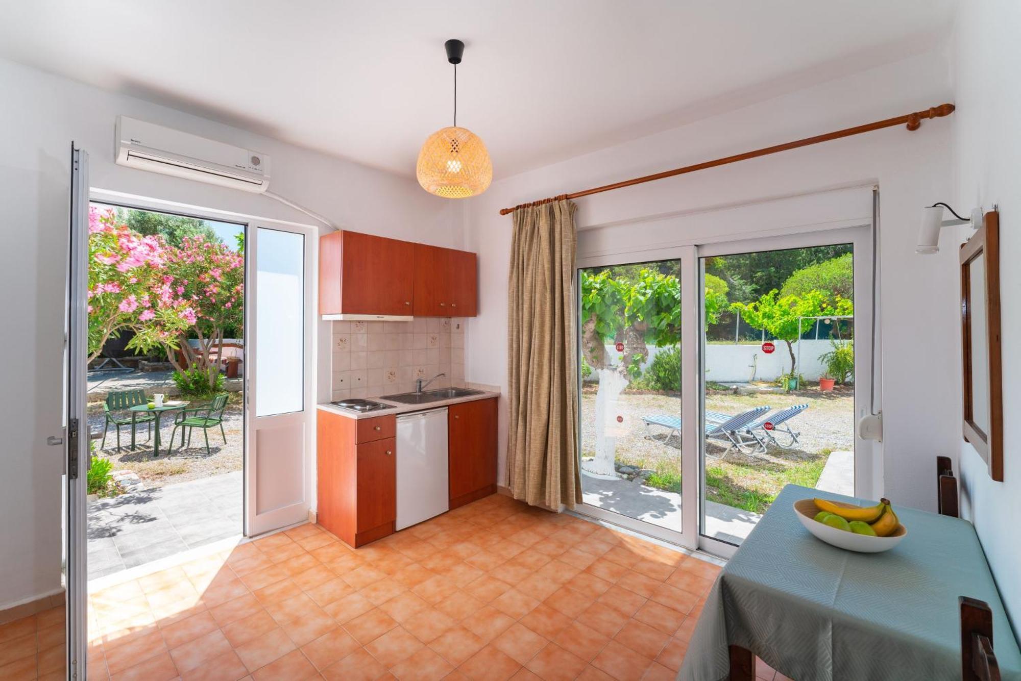 Tselios Apartments & Studios Kiotari Rom bilde